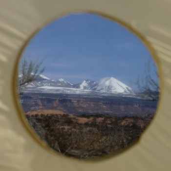 round window mtns through